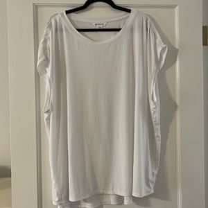 GUC Athleta Getaway Tee in Bright White 3X